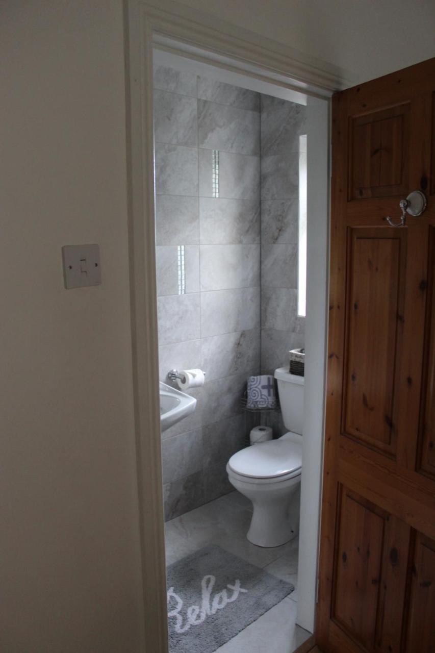 O' Sullivan'S B & B Kilclogherane Номер фото